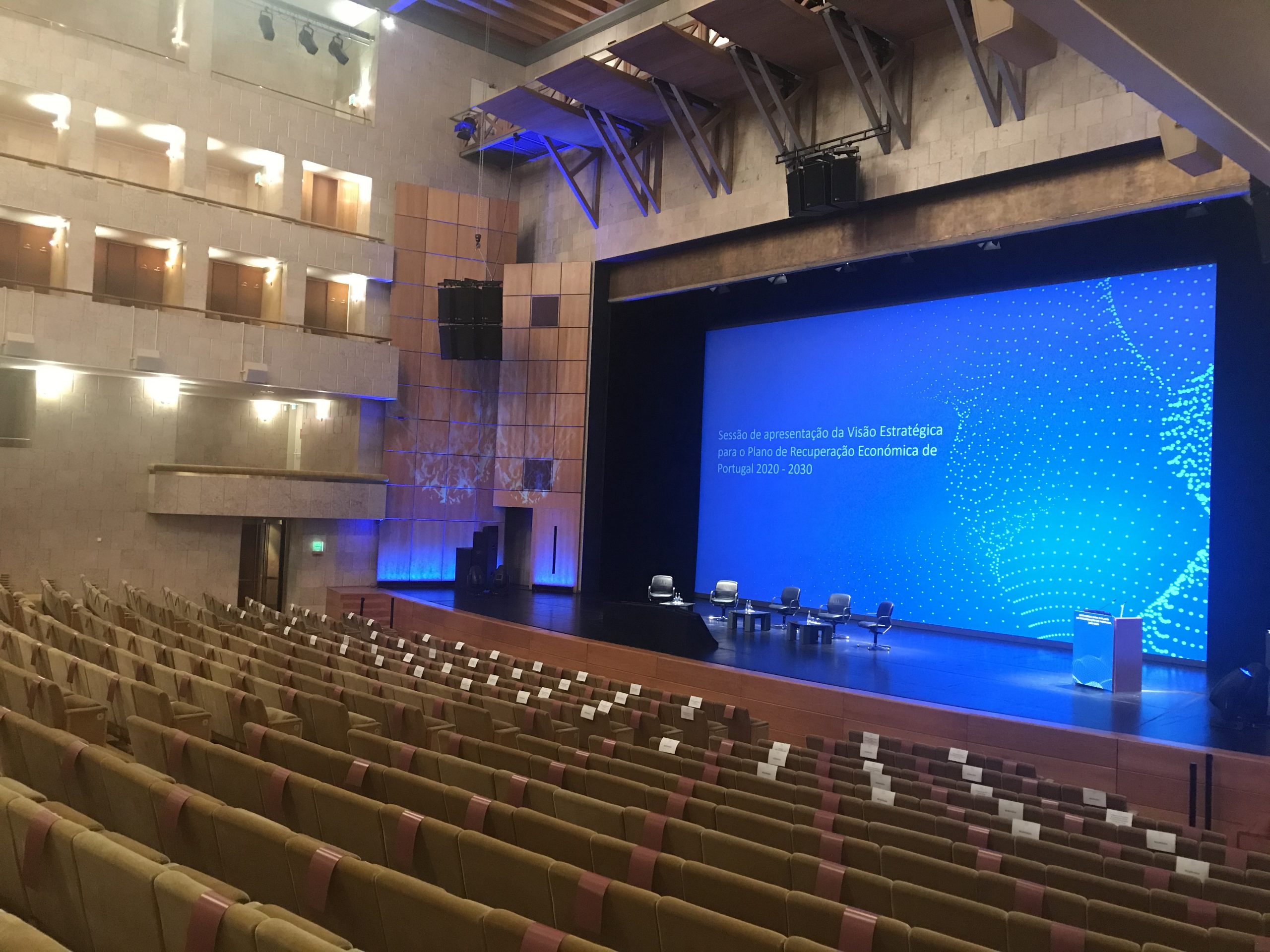 imagem da plateia do Grande Auditório